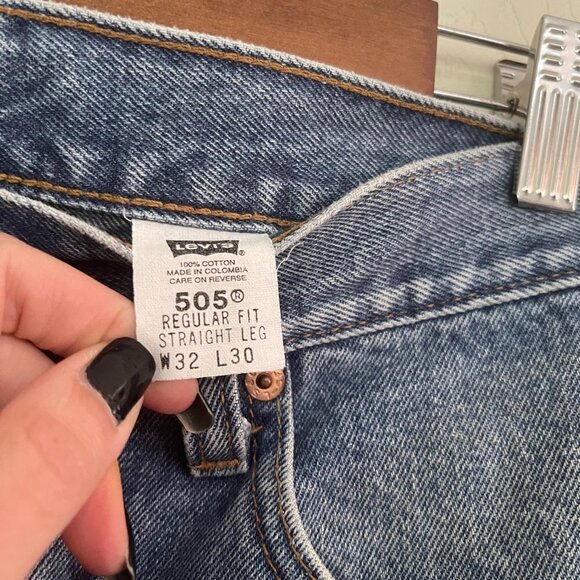 Levi's Vintage 505 Regular Fit Straight Leg Medium Wash Cropped Jeans Size 32 - Picture 2 of 8